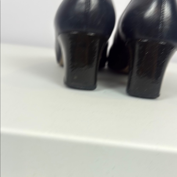 Vintage Amalfi Black Block 2” Heels Pumps with Patent Toe - Picture 5 of 10